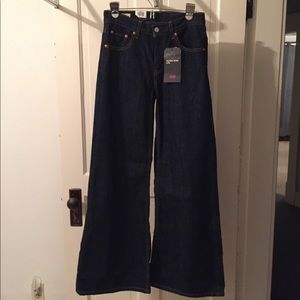 Women’s Levi’s super-wide denim jean